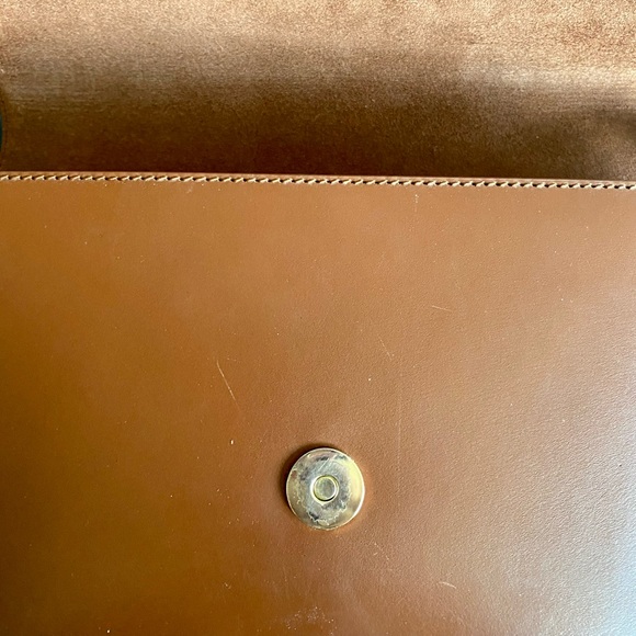 APC Sarah Shoulder flap bag in Nut Brown - Picture 8 of 9